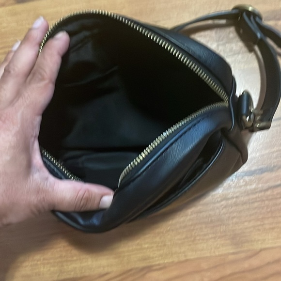 Frye and Co. Charlotte Crossbody Bag - Picture 6 of 8